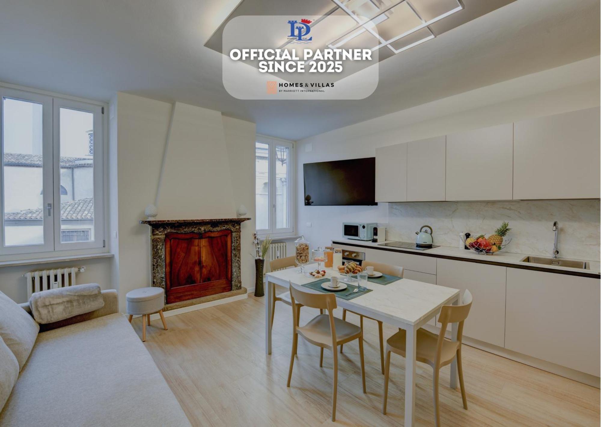 Desenzanoloft Official Partner Marriott Homes & Villas - Apa Dom Downtown Family Apartment Desenzano del Garda Extérieur photo
